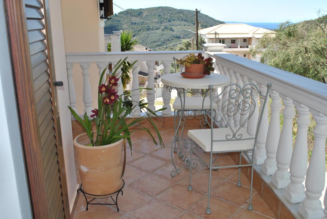 Appartement Amaryllis House à Parga Extérieur photo