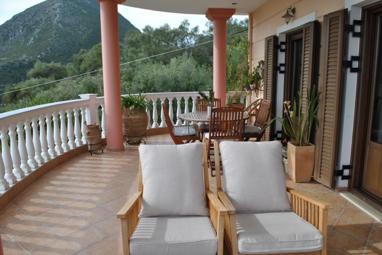 Appartement Amaryllis House à Parga Extérieur photo